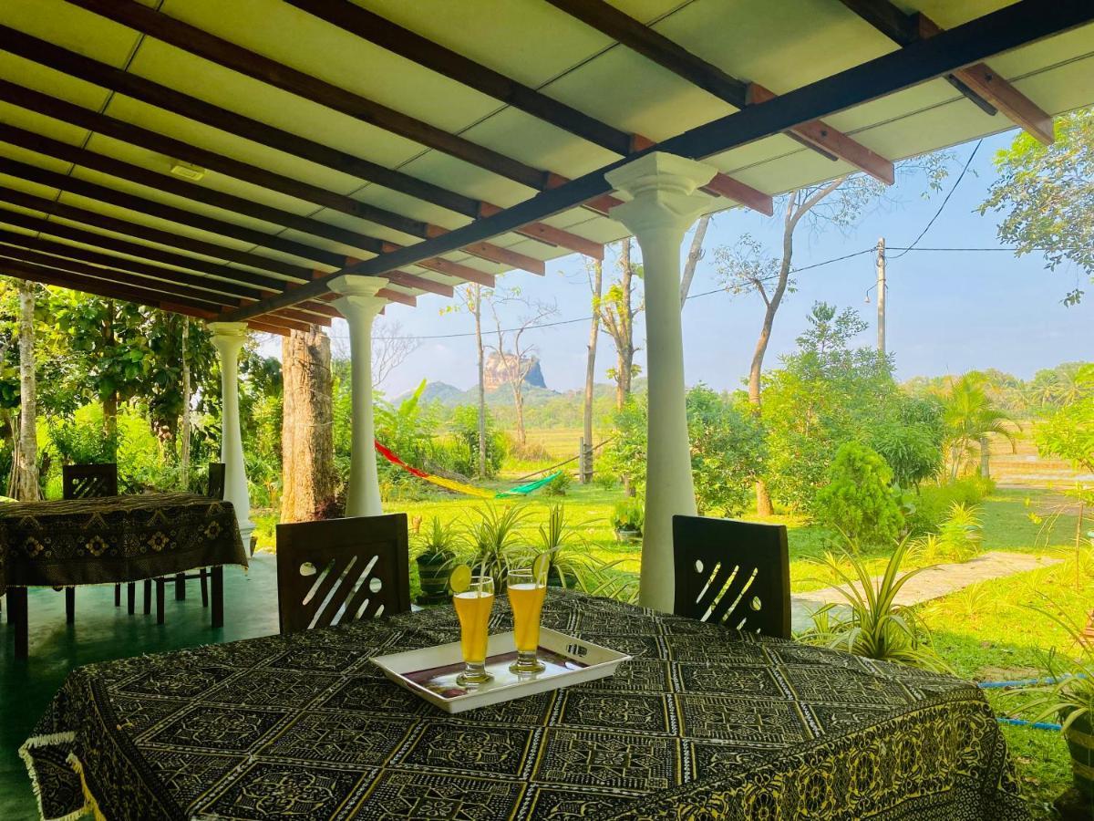 Lucky Villa สิกิริยา ภายนอก รูปภาพ